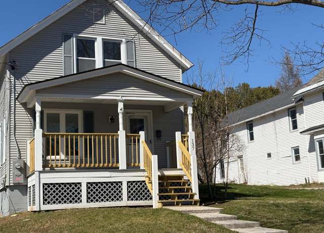 Property at 137 Oak St, Rutland City, VT 05701, 3 beds, 2 baths