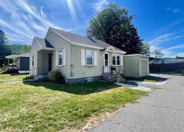 Property at 6 Normand Ave, Gorham, NH 03581, 2 beds, 1 bath
