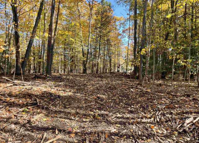 Property at 12 Blaisdell Ct, Raymond, NH 03077