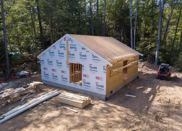 Property at 31 Lakeshore Dr, Middleton, NH 03887, 2 beds, 1 bath