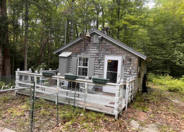 Property at 133 Quinttown Rd, Orford, NH 03777, 1 bed, 0.5 baths