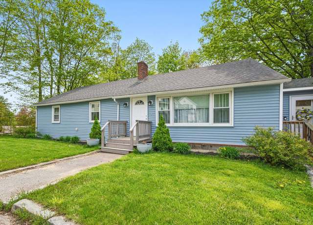 Property at 16 Prospect St, Farmington, NH 03835, 4 beds, 1 bath