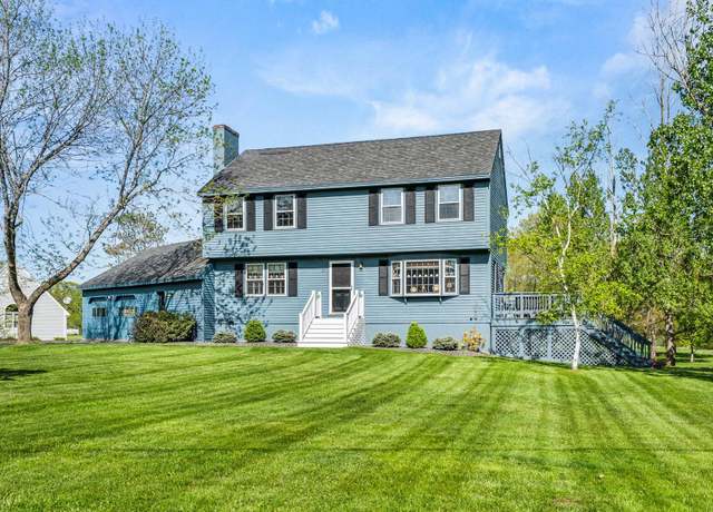 Property at 31 Saltwater Dr, York, ME 03909, 4 beds, 1.5 baths