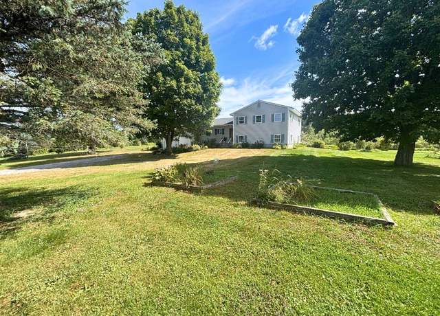 Property at 733 Buck Hollow Rd, Fairfax, VT 05454, 4 beds, 1.5 baths