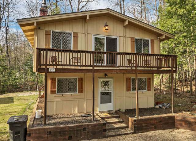 Property at 138 Suissevale Ave, Moultonborough, NH 03254, 3 beds, 1.5 baths