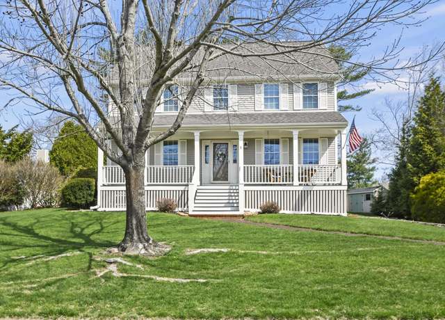 Property at 5 Saltmarsh Ave, Seabrook, NH 03874, 3 beds, 2.5 baths