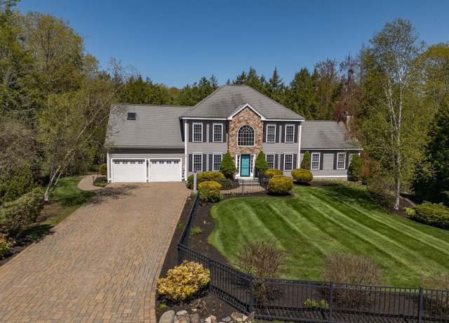 Property at 62 Quaker Ln, Dover, NH 03820, 4 beds, 2.5 baths