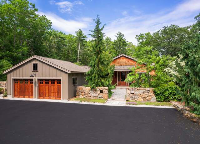 Property at 109 Pine Hill Rd, York, ME 03902, 3 beds, 2.5 baths