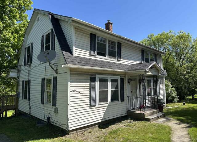 Property at 1763 Pucker St, Stowe, VT 05672, 4 beds, 2 baths