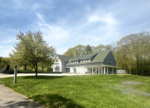 Property at 1376 US Route 1, York, ME 03902, 3 beds, 2.5 baths