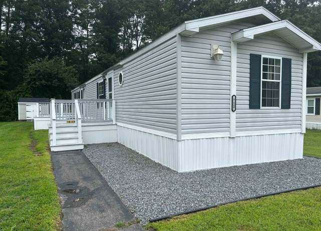Property at 712 Sherwood Glen Rd, Somersworth, NH 03878, 2 beds, 2 baths