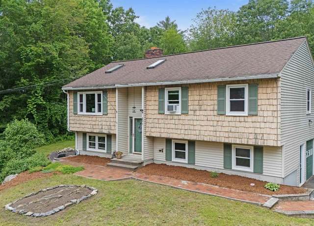 Property at 23 Winter St, Goffstown, NH 03045, 3 beds, 1 bath