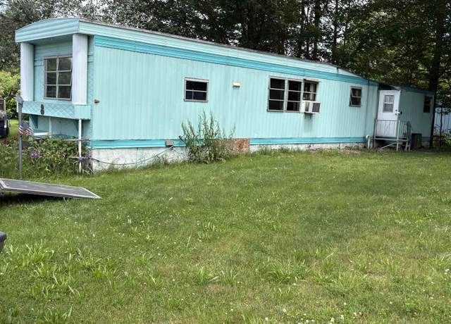 Property at 8 Quinn St, Tilton, NH 03276, 2 beds, 1 bath