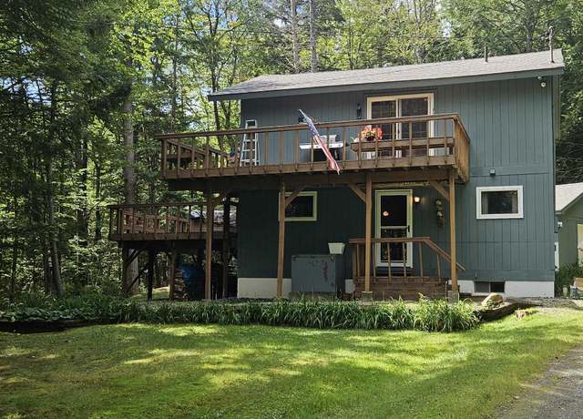 Property at 27 Country Ct, Wilmington, VT 05363, 4 beds, 2 baths