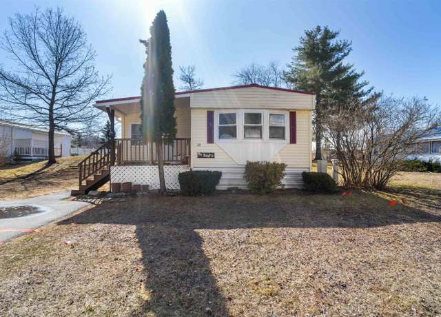Property at 25 Country Ln, Rochester, NH 03867, 3 beds, 1 bath