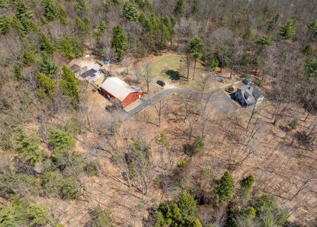 Property at 95 Sherwood Forest Rd, Weare, NH 03281, 4 beds, 3.5 baths