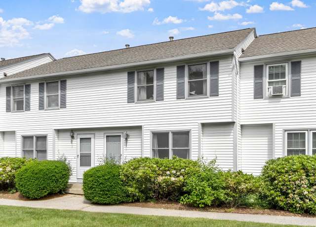 Property at 32 Lochmere Ln, Nashua, NH 03063, 2 beds, 1.5 baths