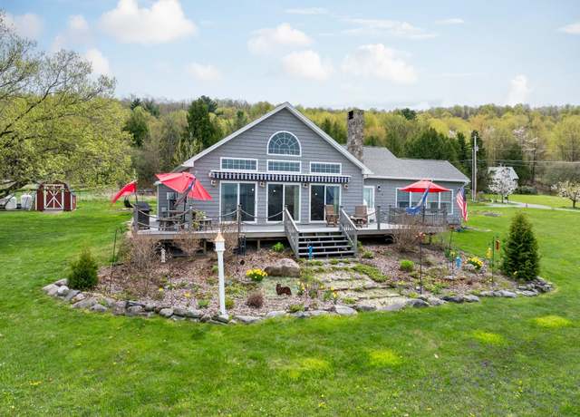 Property at 61 Sweeney Farm North Rd, Georgia, VT 05478, 1 bed, 2 baths