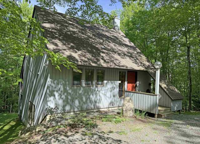 Property at 16 View Rd, Wilmington, VT 05363, 3 beds, 2.5 baths