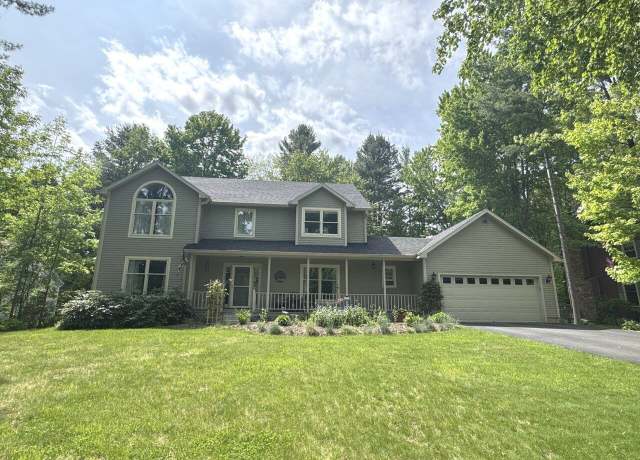Property at 9 Hagan Dr, Essex, VT 05452, 4 beds, 2.5 baths