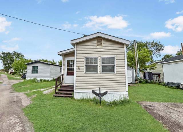 Property at 38 Mount Sterling Ave, Colchester, VT 05446, 2 beds, 1 bath