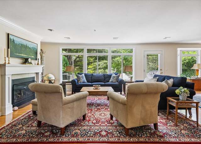 Property at 26 Hermit Thrush Ln, South Burlington, VT 05403, 3 beds, 2.5 baths