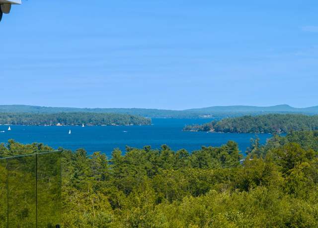 Property at 125 Sterling Dr, Laconia, NH 03246, 6 beds, 5 baths