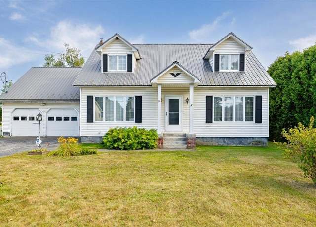 Property at 96 Canada St, Swanton, VT 05488, 3 beds, 2 baths