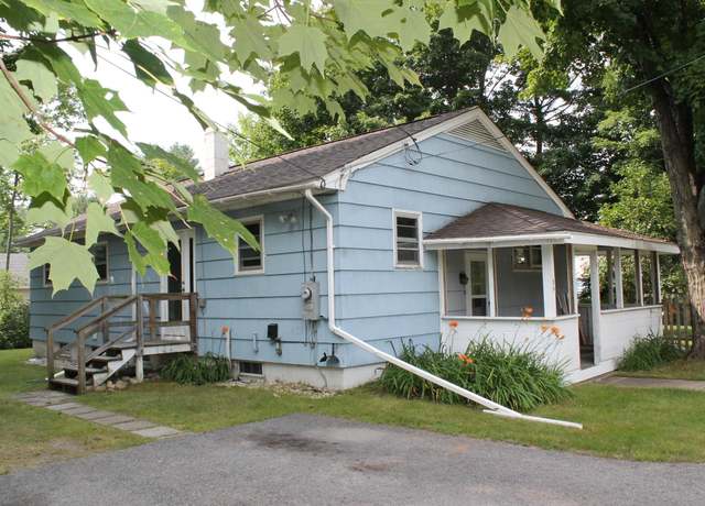Property at 56 Kancamagus Hwy, Woodstock, NH 03262, 3 beds, 2 baths