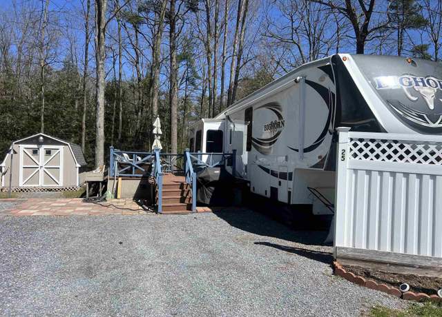 Property at 25 Whisper Ln, Panton, VT 05491, 1 bed, 1.5 baths