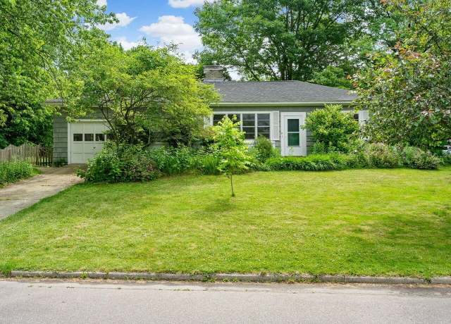 Property at 10 Crescent Rd, Burlington, VT 05401, 3 beds, 2 baths