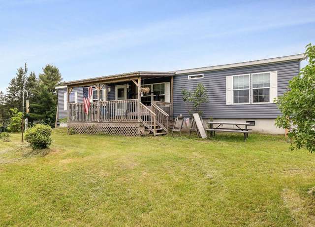 Property at 201 Murray Ave, Milton, VT 05468, 3 beds, 2 baths