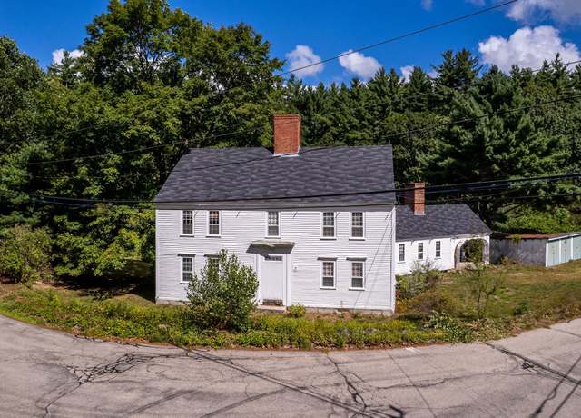 Property at 21 Currier St, South Hampton, NH 03827, 4 beds, 1 bath