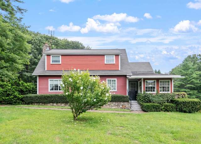 Property at 2 Tinker Rd, Bedford, NH 03110, 3 beds, 2 baths