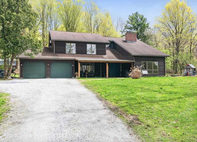 Property at 215 Maquam Shore Rd, Swanton, VT 05488, 3 beds, 2.5 baths