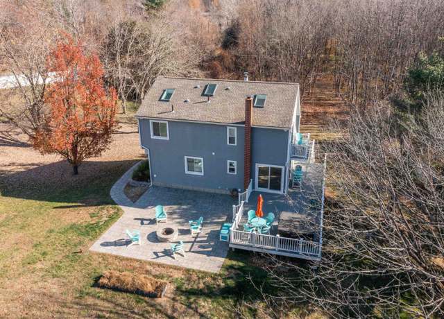 Property at 1 Beverly Dr, Hampstead, NH 03841, 3 beds, 1.5 baths