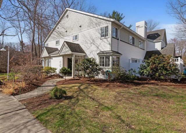 Property at 37 Winding Brook Dr, South Burlington, VT 05403, 2 beds, 2.5 baths