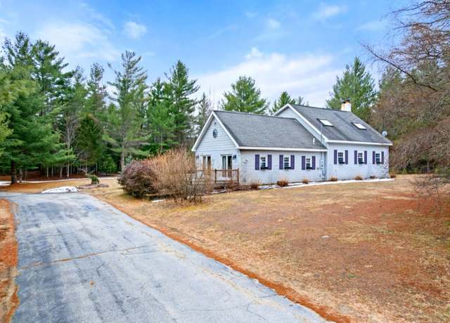 Property at 69 Twin View Dr, Carroll, NH 03595, 3 beds, 2 baths