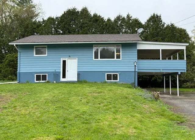 Property at 9 Pouliot Ave, Barre City, VT 05641, 3 beds, 1.5 baths