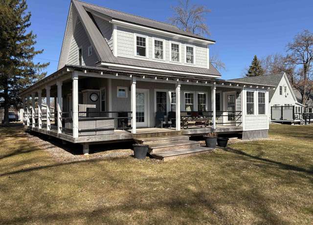 Property at 419 N End Rd E, North Hero, VT 05474, 1 bed, 1.5 baths
