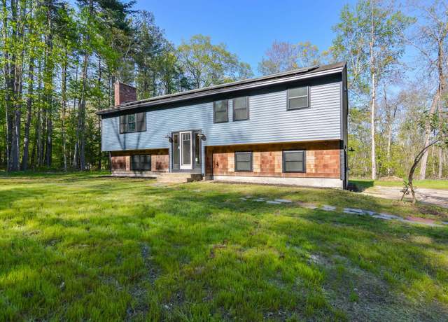 Property at 41 Elk Dr, Bedford, NH 03110, 3 beds, 3 baths