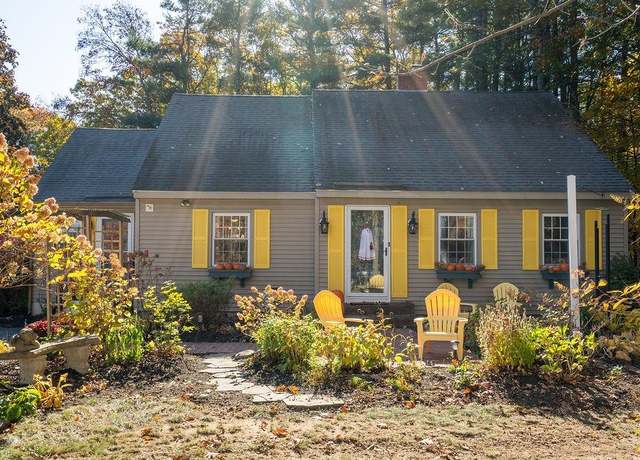 Property at 64 Tolend Rd, Dover, NH 03820, 3 beds, 1.5 baths