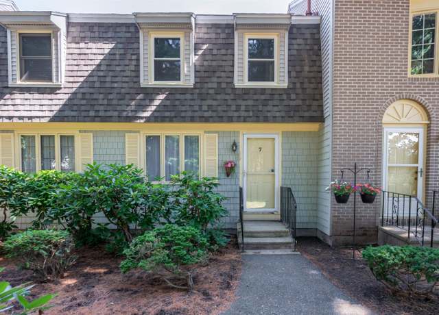 Property at 7 Axle Tree Rd, Merrimack, NH 03054, 2 beds, 1.5 baths