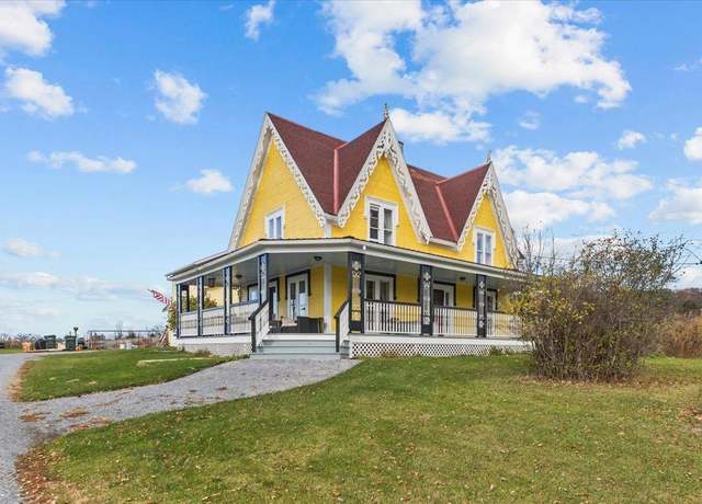 Property at 7808 Vermont 22A, Addison, VT 05491, 4 beds, 1.5 baths