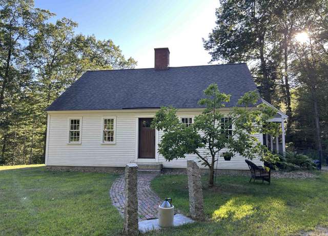 Property at 16B French's Ln, Kensington, NH 03833, 2 beds, 2 baths