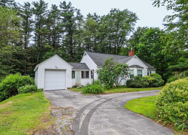 Property at 450 Pembroke St, Pembroke, NH 03275, 2 beds, 1 bath