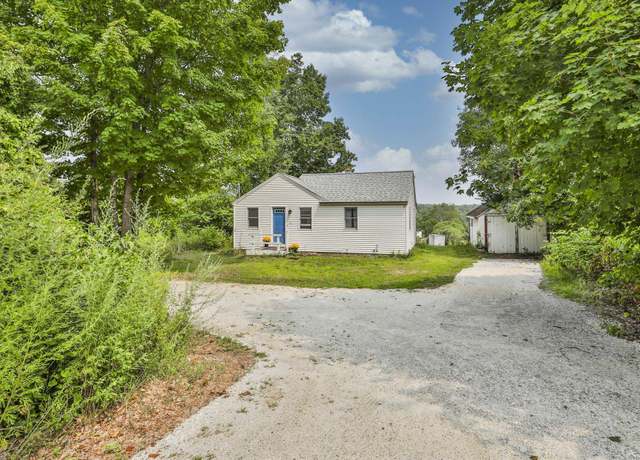 Property at 39 Border St, Amherst, NH 03031, 2 beds, 1 bath