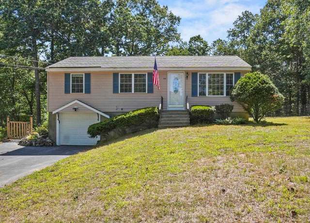 Property at 60 Old County Road Rd, Plaistow, NH 03865, 3 beds, 1 bath