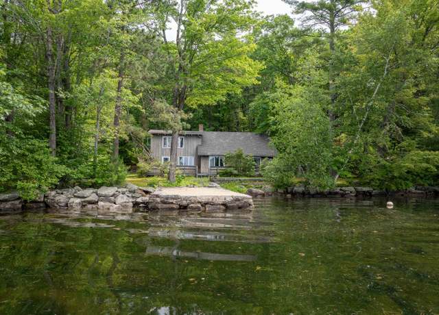 Property at 80 Red Gate Ln, Meredith, NH 03253, 2 beds, 1.5 baths