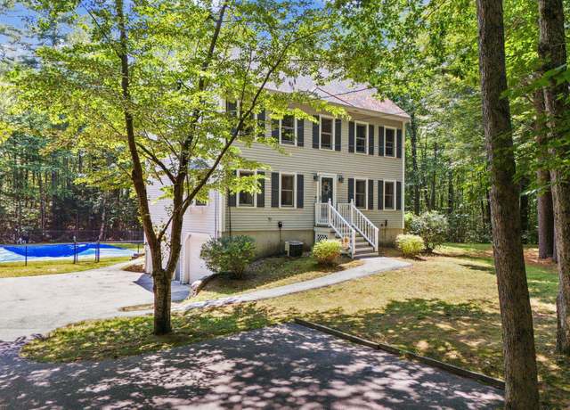 Property at 71 Moose Hollow Rd, Danville, NH 03819, 5 beds, 1.5 baths